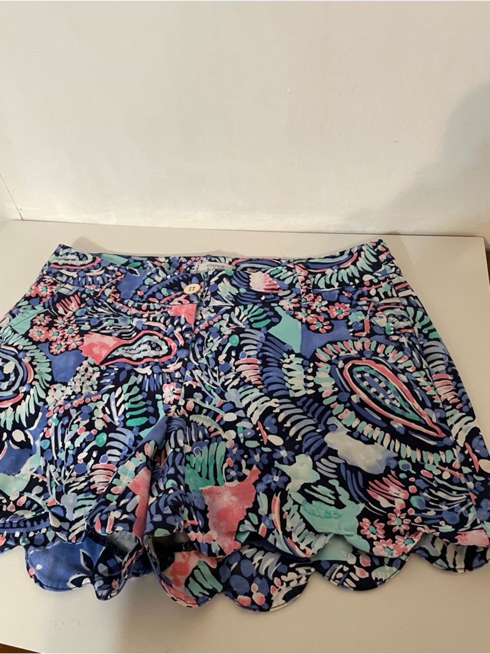 Crown & Ivy Shorts